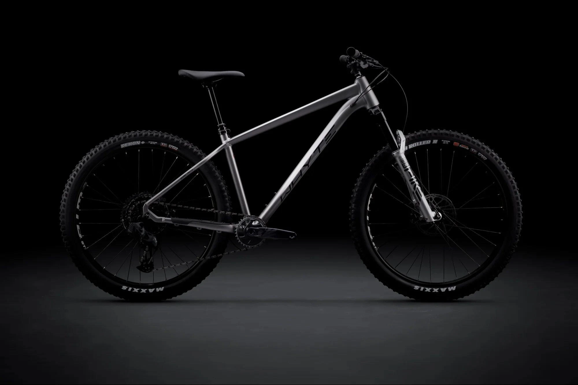 909 - V5 Mountain Bike - Grey - Image 10