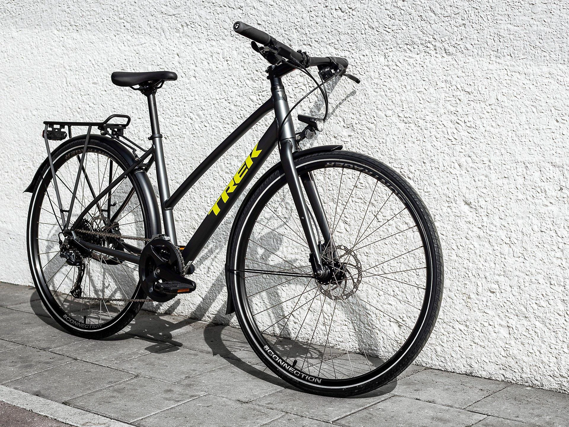 Trek FX 2 Disc EQ Stagger - 2023 - Satin Lithium Grey - Image 2