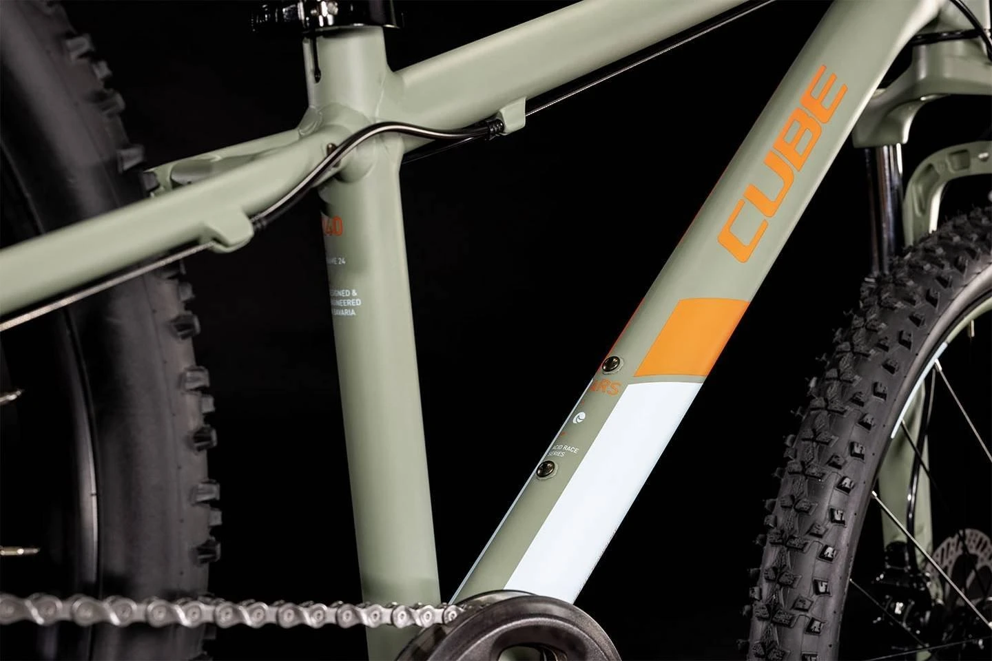 Acid 240 Disc Kid's Bike - Green Orange - Image 4